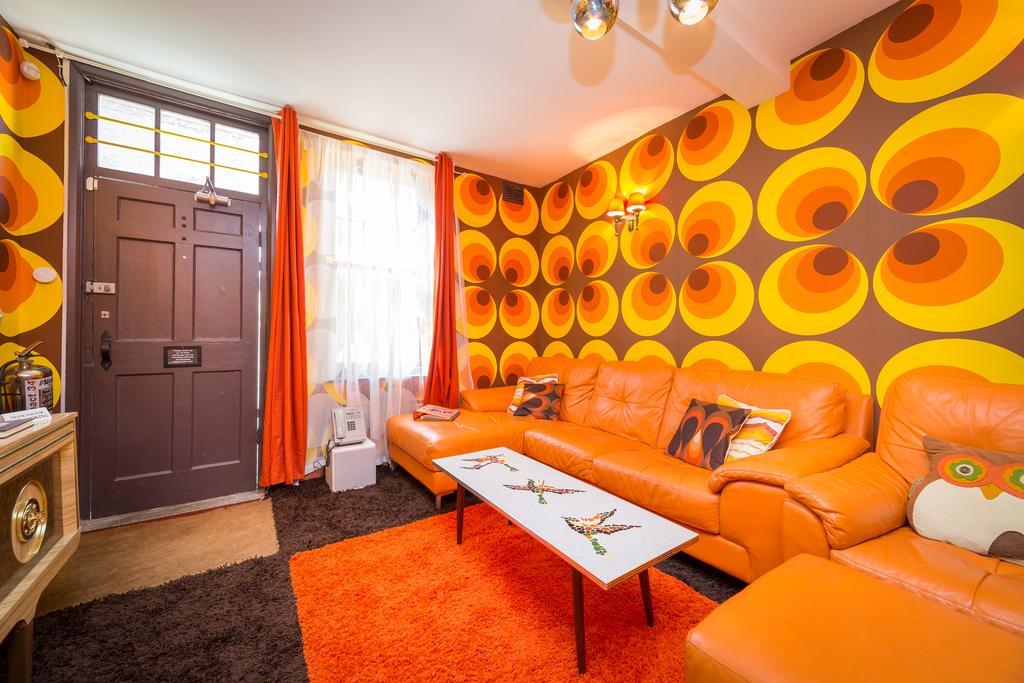 Trembling Madness Apartments York Bagian luar foto